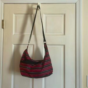 Sugar Reef Cross Body Handbag